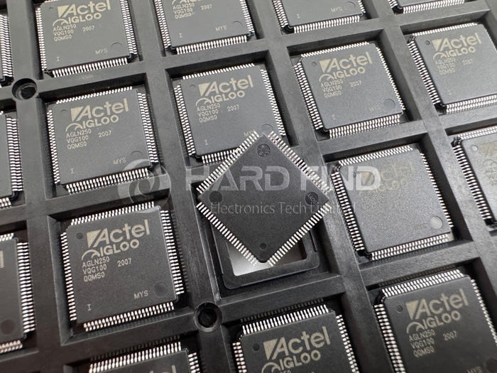 AGLN250V2-VQG100I.jpg AGLN250V2-VQG100I.jpg